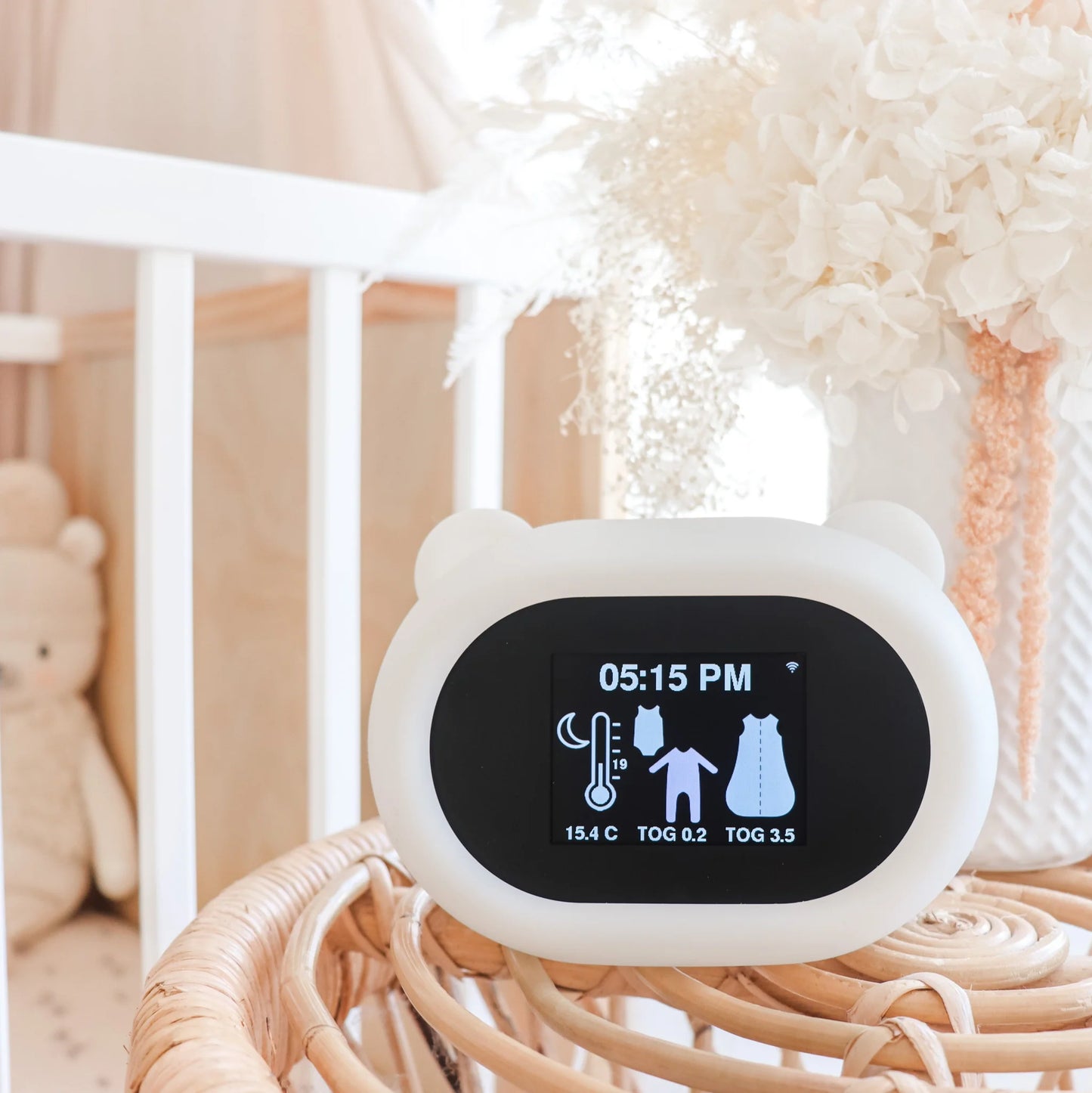 Sleep Like Goldilocks - Baby Sleepwear Guide, Night Light and Thermometer
